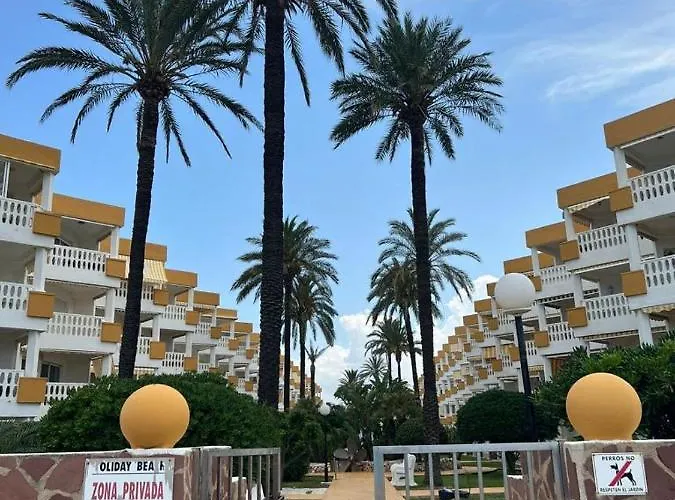 Holiday Beach * דניה